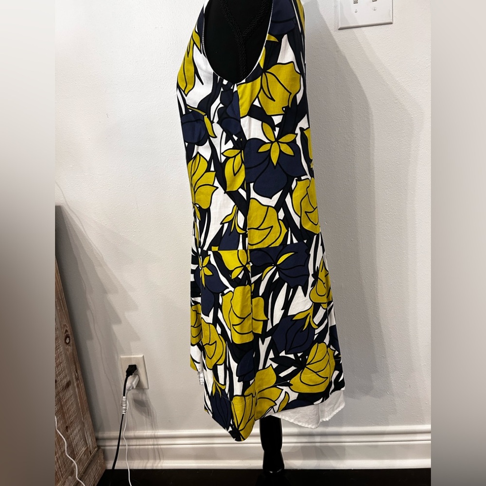 Beatrice .b Cotton-lined Blue and Yellow Floral
Sleeveless Dress-Sz 4 - Picture 3 of 13